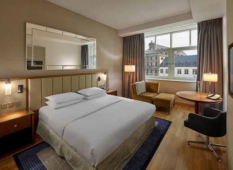 Hilton Köln - Exklusiver Komfort in der beliebten Rheinmetropole inkl. Sauna & Fitness