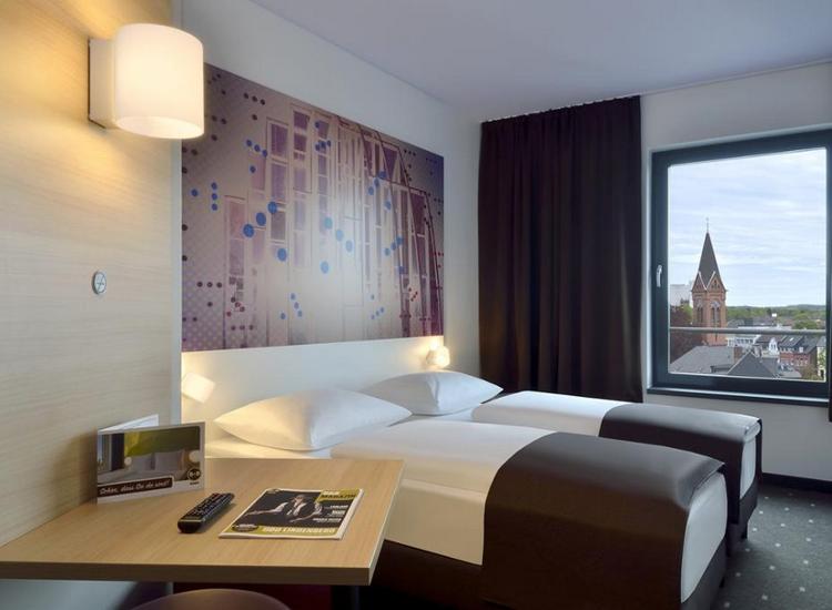 B&B Multi: Kurzurlaub zwischen den beliebten Rheinmetropolen Köln & Bonn | Top-Anbindung