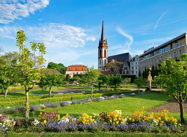 B&B Multi: Jugendstil, Wissenschaft & hessischer Charme in Darmstadt inkl. Parken