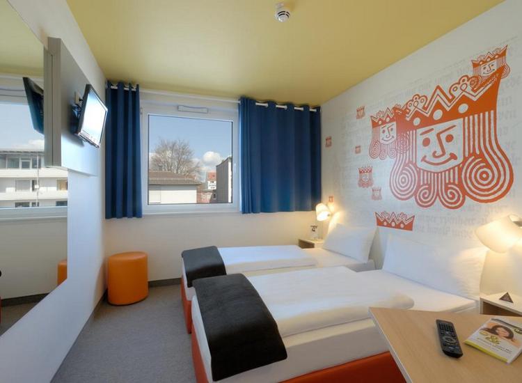 B&B Multi: Barbarossastadt Kaiserslautern - Erholsamer Kurzurlaub im Pfälzerwald inkl. Parken