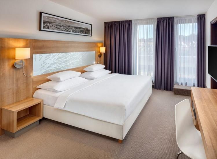 Traumhafte Städtereise nach Prag: First-Class Hotel inkl. Fitness
